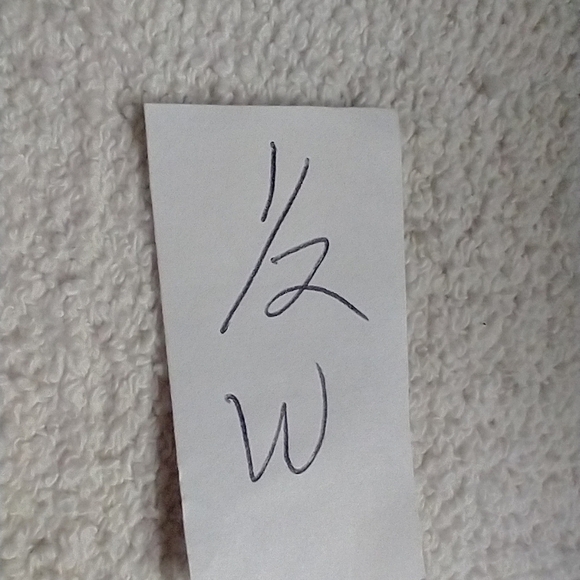 Two tone wire knot earrings - Picture 3 of 3